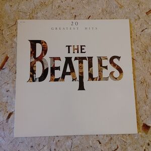 The Beatles 20 Greatest Hits Vinyl Record Album 1982 Canada